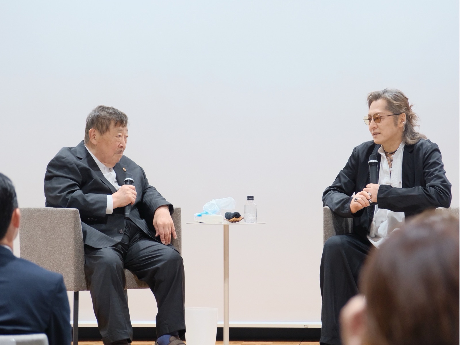 吉村作治氏と石井竜也氏のトークの様子